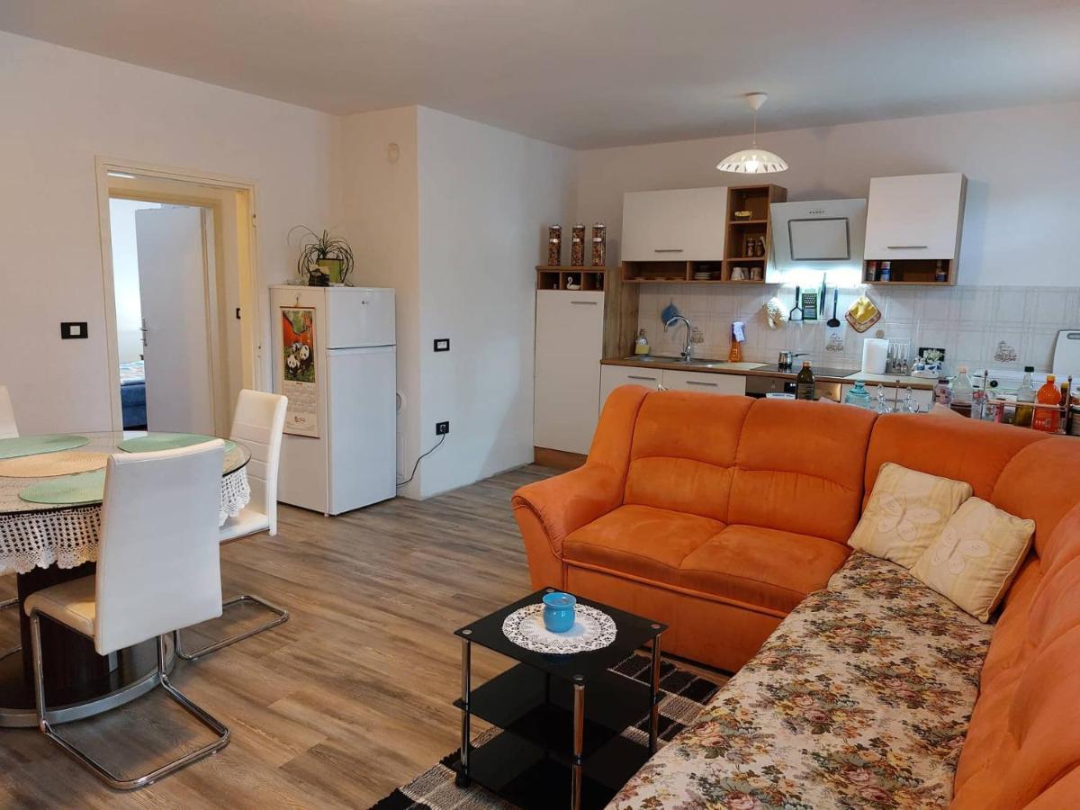 Apartment Orchidea Izola Buitenkant foto