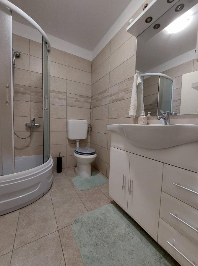 Apartment Orchidea Izola Buitenkant foto